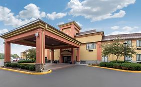 Quality Inn & Suites Brownsburg - Indianapolis West
